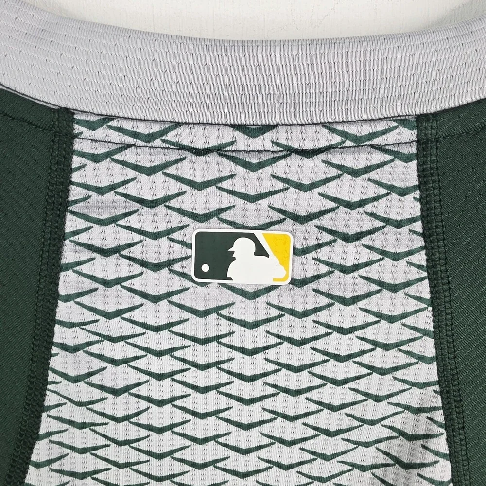 Nike Men L Pro Hypercool Oakland A's Athletics MLB Baseball Training 3/4 Sleeve
